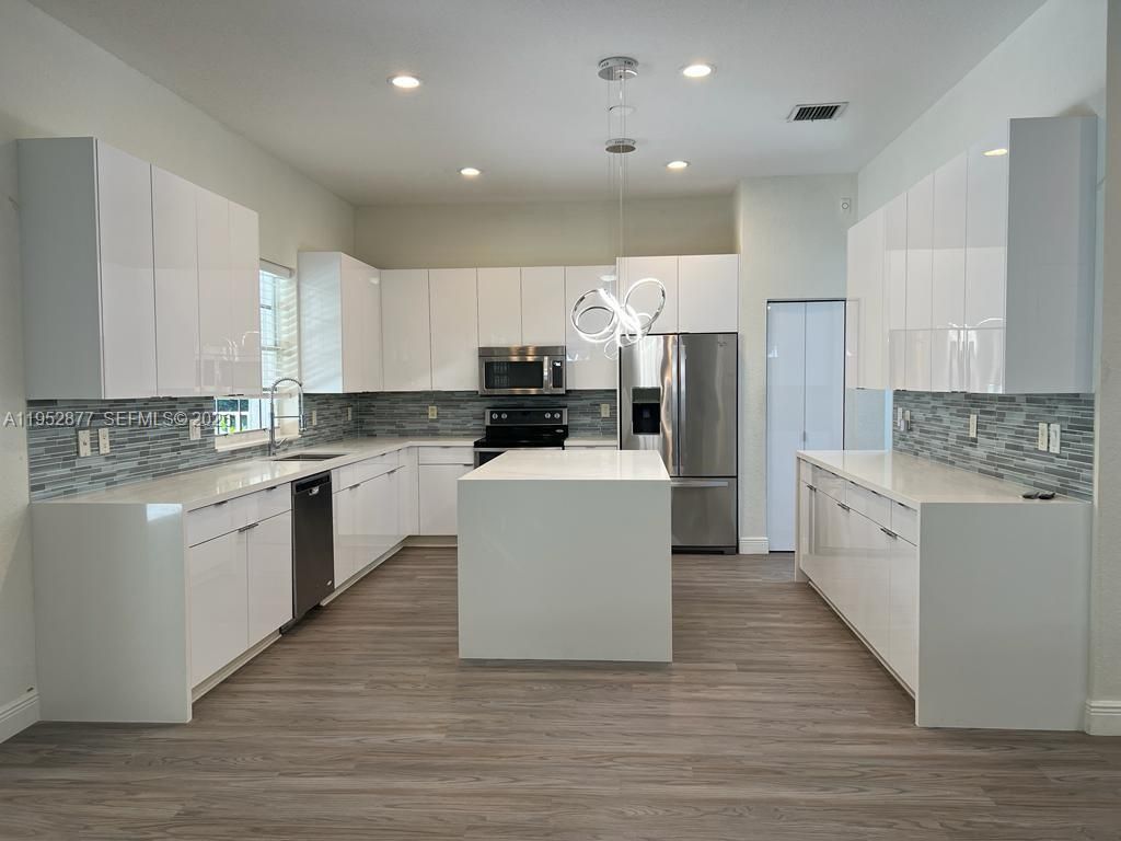 1971 Harbor View Cir, Unit 1971, Weston, FL 33327 Photo