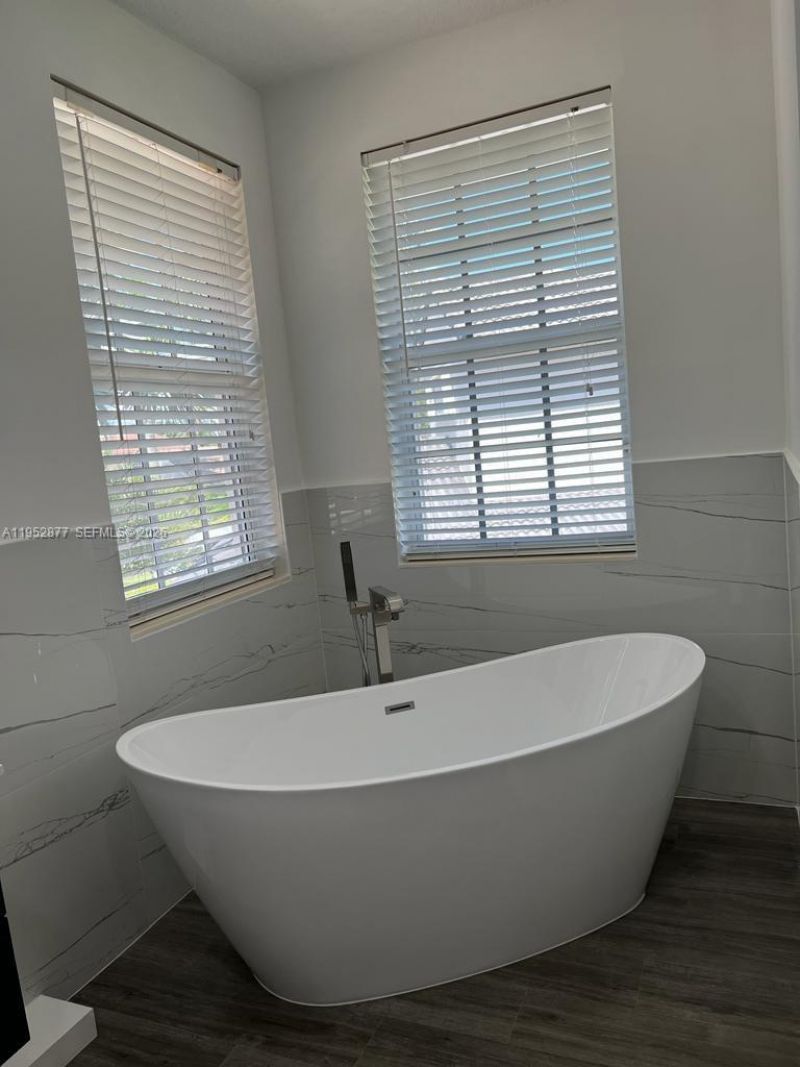 1971 Harbor View Cir, Unit 1971, Weston, FL 33327 Photo