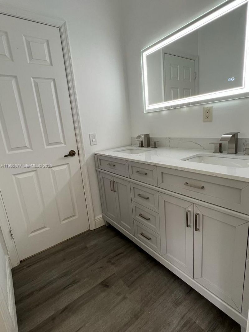 1971 Harbor View Cir, Unit 1971, Weston, FL 33327 Photo