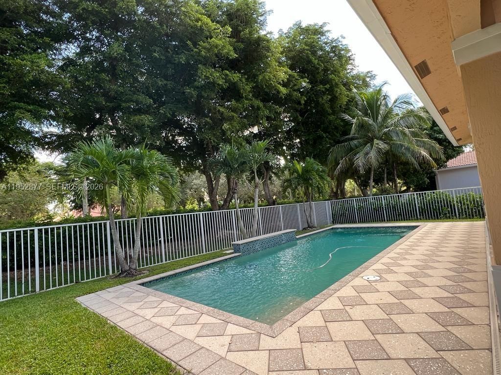 1971 Harbor View Cir, Unit 1971, Weston, FL 33327 Photo