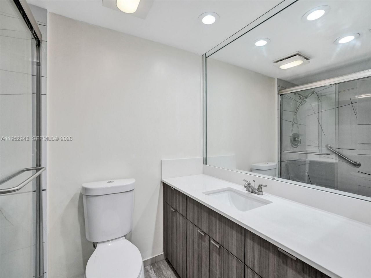 1167 Hillsboro Mile , Unit 607, Hillsboro Beach, FL 33062 Photo