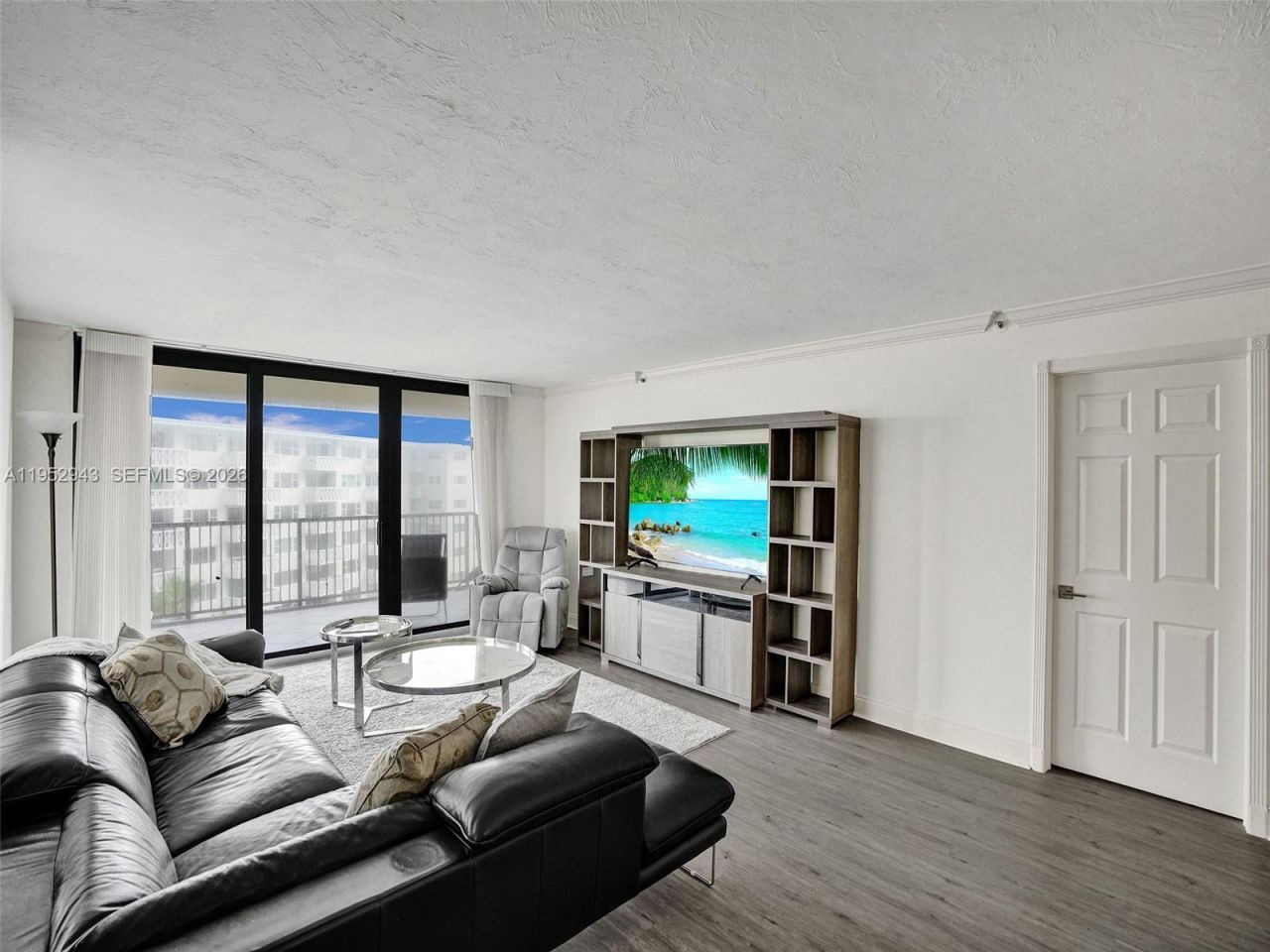 1167 Hillsboro Mile , Unit 607, Hillsboro Beach, FL 33062 Photo