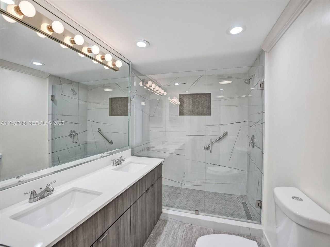 1167 Hillsboro Mile , Unit 607, Hillsboro Beach, FL 33062 Photo