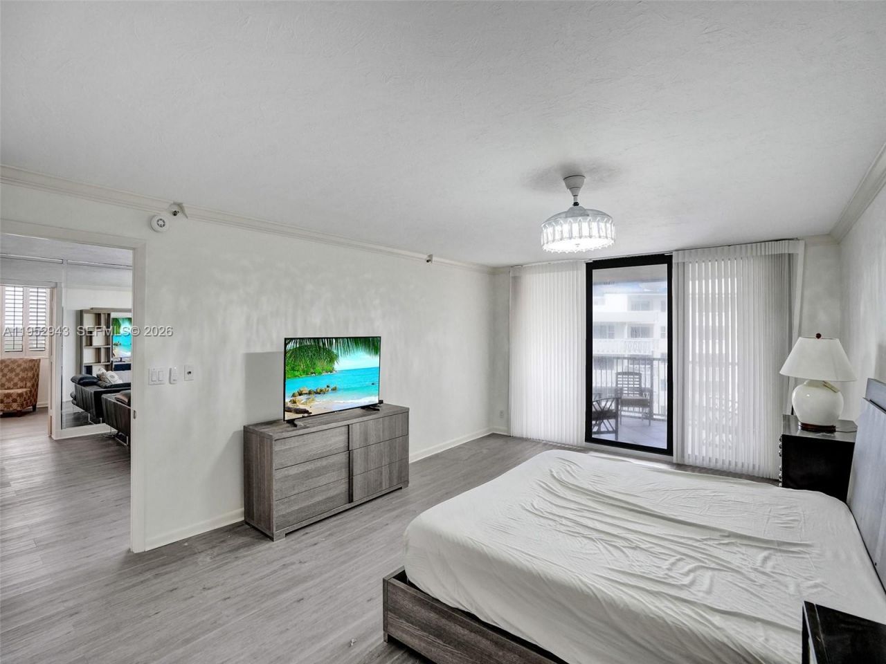 1167 Hillsboro Mile , Unit 607, Hillsboro Beach, FL 33062 Photo