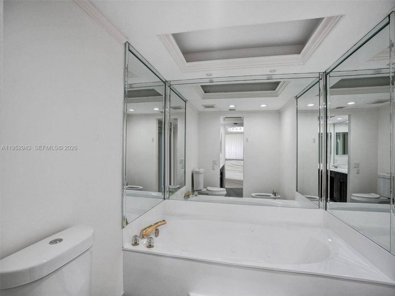 1167 Hillsboro Mile , Unit 607, Hillsboro Beach, FL 33062 Photo