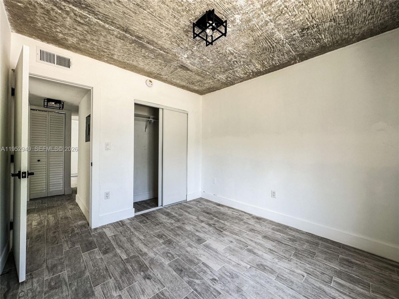 190 NW 69th St, Unit 3, Miami, FL 33150 Photo