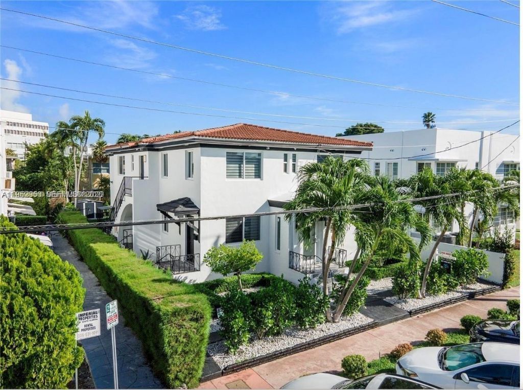 813 W 39th St, Unit 1, Miami Beach, FL 33140 Photo