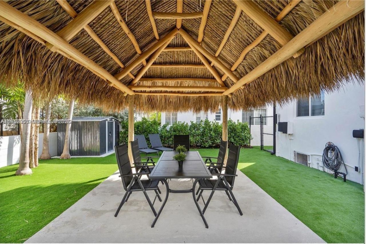 813 W 39th St, Unit 1, Miami Beach, FL 33140 Photo