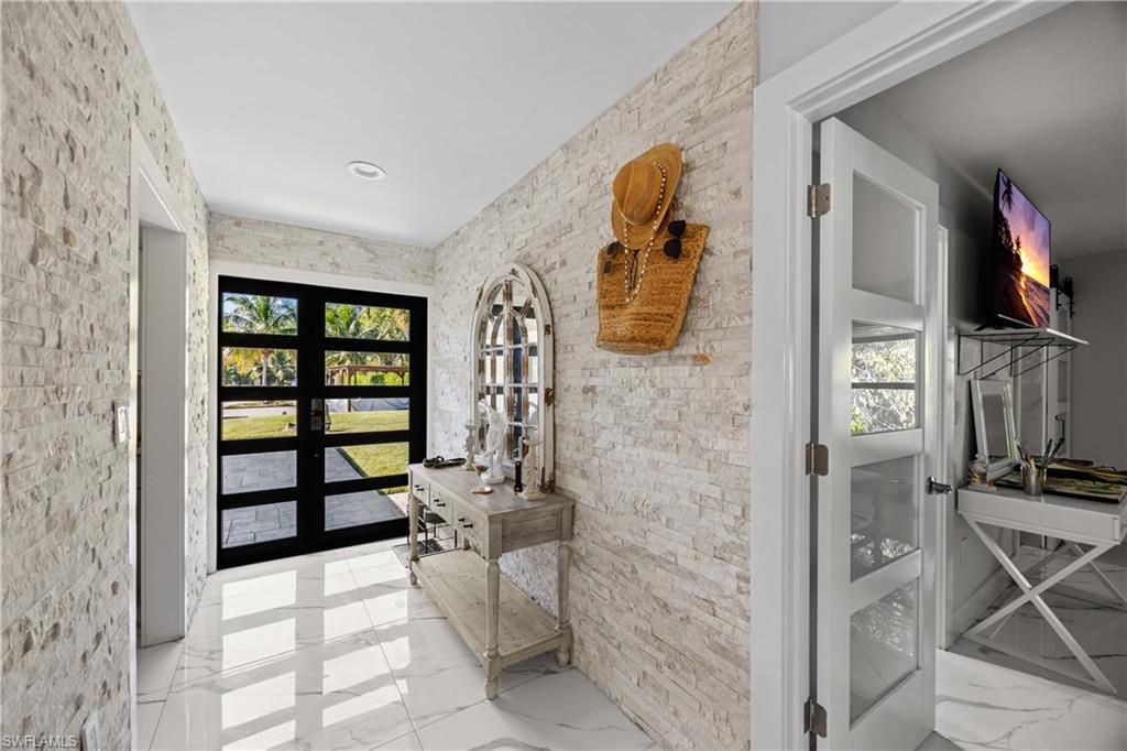 1890 Oakes Blvd, Unit A, Naples, FL 34119 Photo