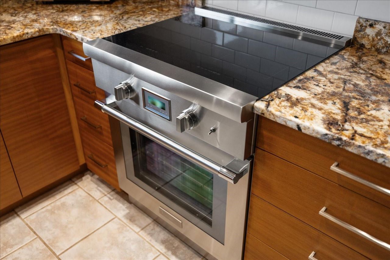 6400 18th Avenue N, Saint Petersburg, FL 33710 Photo