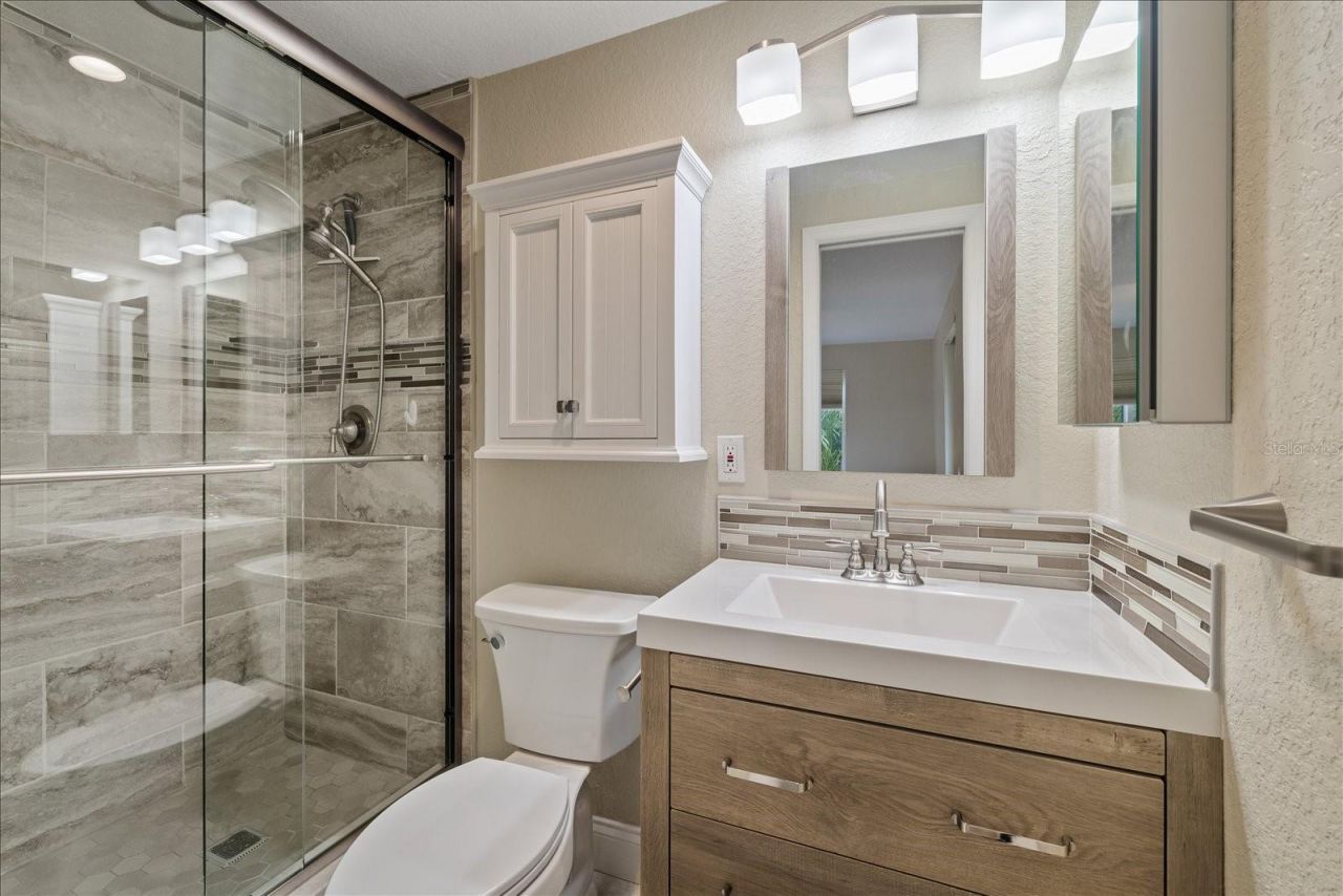 6400 18th Avenue N, Saint Petersburg, FL 33710 Photo