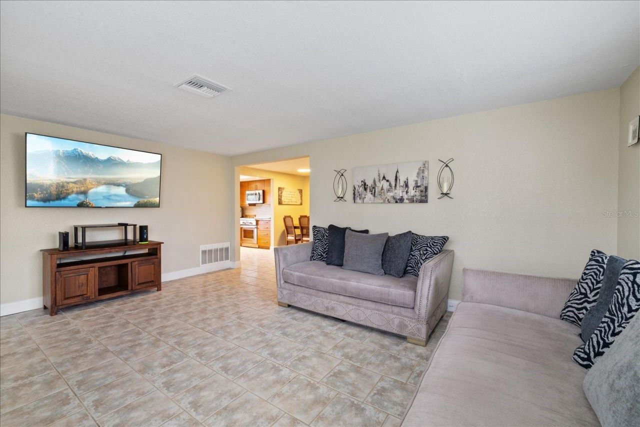 6400 18th Avenue N, Saint Petersburg, FL 33710 Photo