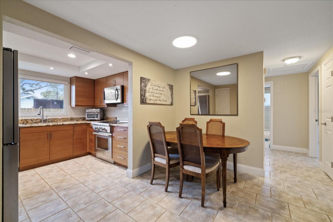 6400 18th Avenue N, Saint Petersburg, FL 33710 Photo