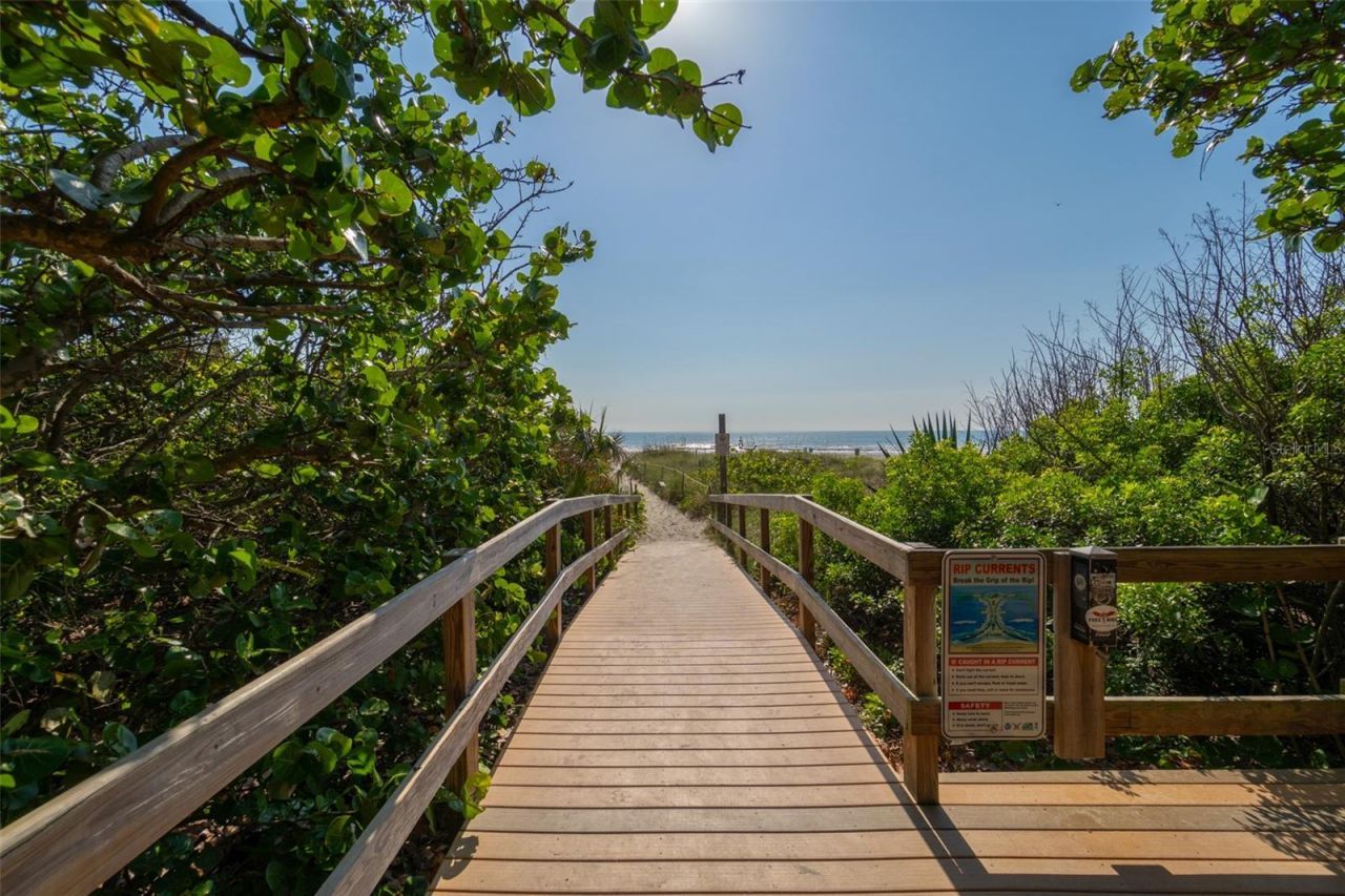 397 Harbor Drive, Cape Canaveral, FL 32920 Photo