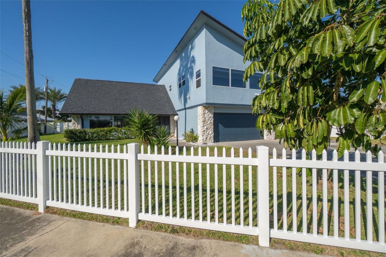 397 Harbor Drive, Cape Canaveral, FL 32920 Photo