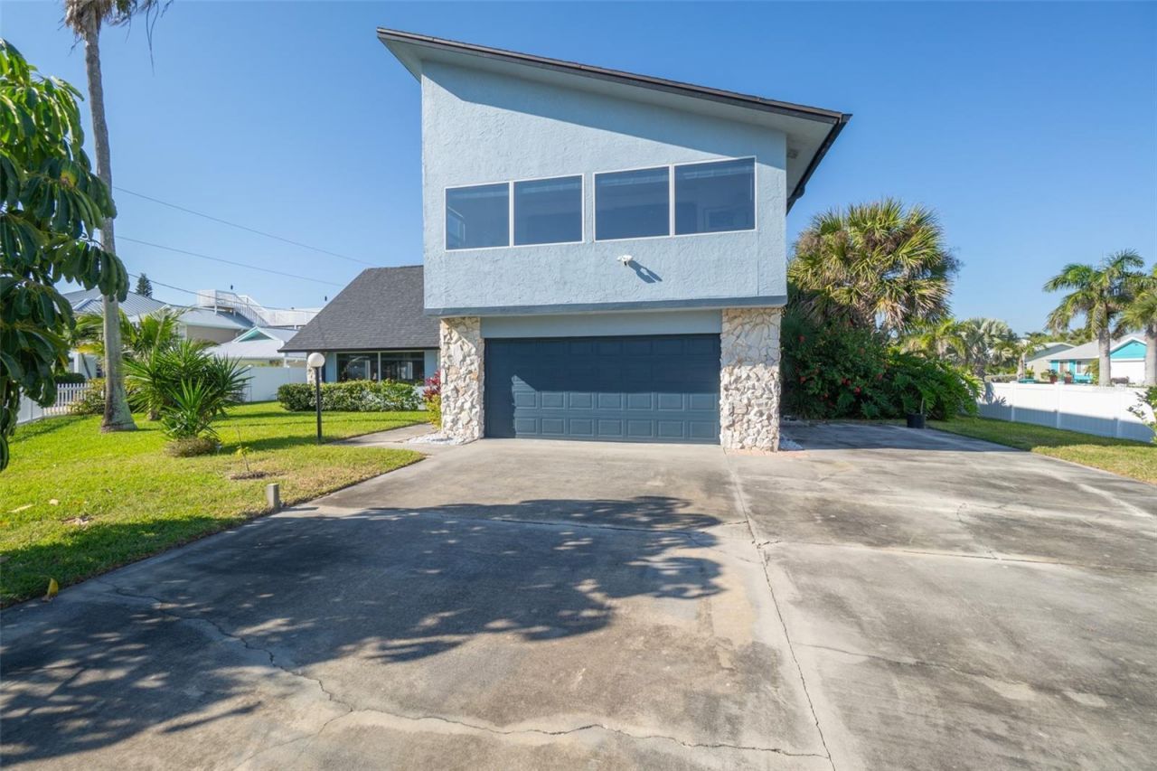 397 Harbor Drive, Cape Canaveral, FL 32920 Photo