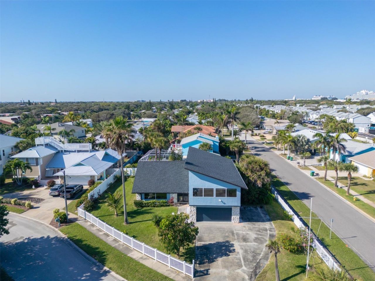 397 Harbor Drive, Cape Canaveral, FL 32920 Photo