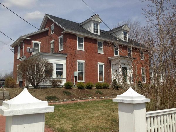 2 Elm Street, Unit Apt. 2, Newmarket, NH 03857