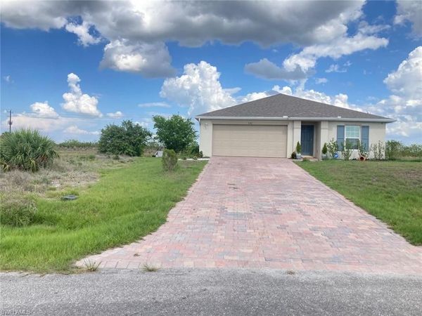 142 Plantation DR, LABELLE, FL 33935