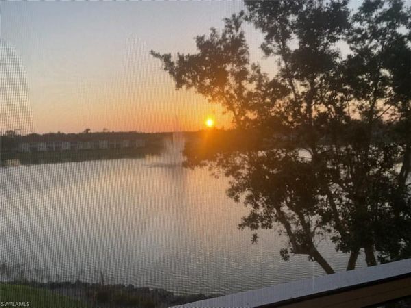 2730 Cypress Trace CIR, Unit 2836S, NAPLES, FL 34119