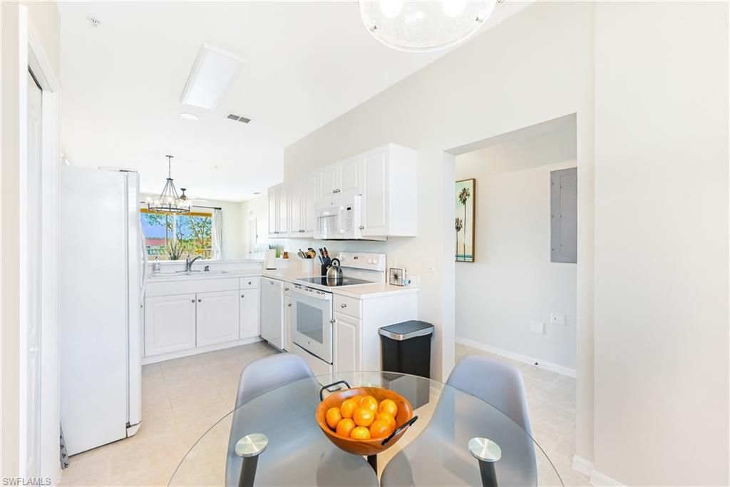 2730 Cypress Trace Cir, Unit 2836A, Naples, FL 34119 Photo