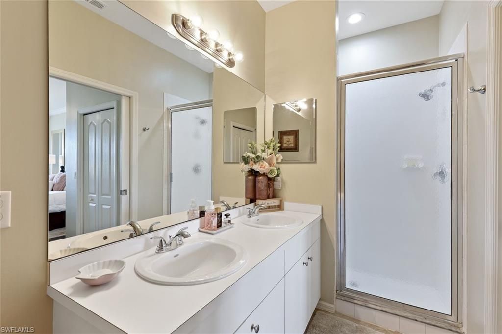 2740 Cypress Trace Cir, Unit 2733, Naples, FL 34119 Photo