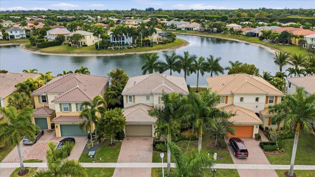 9572 Phipps Lane, Wellington, FL 33414 Photo