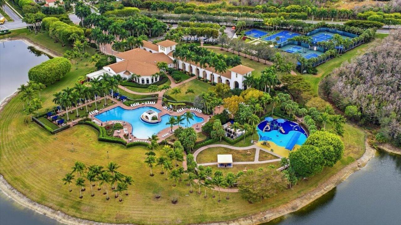 9572 Phipps Lane, Wellington, FL 33414 Photo