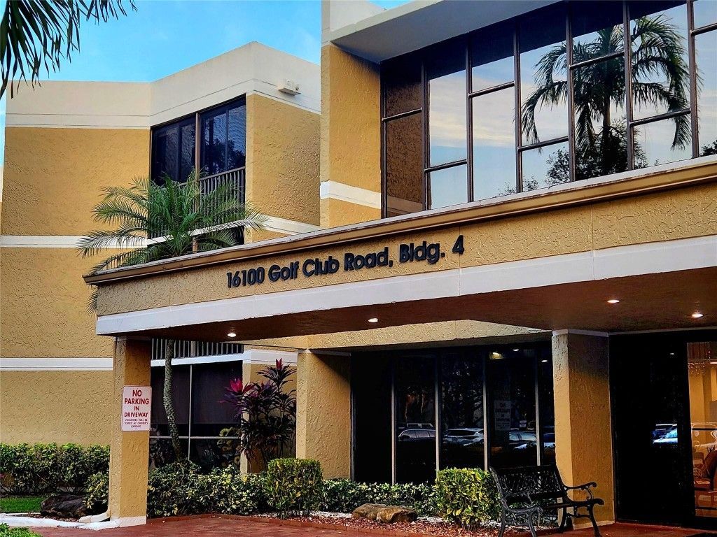 16100 Golf Club Road, Unit 301, Weston, FL 33326 Photo
