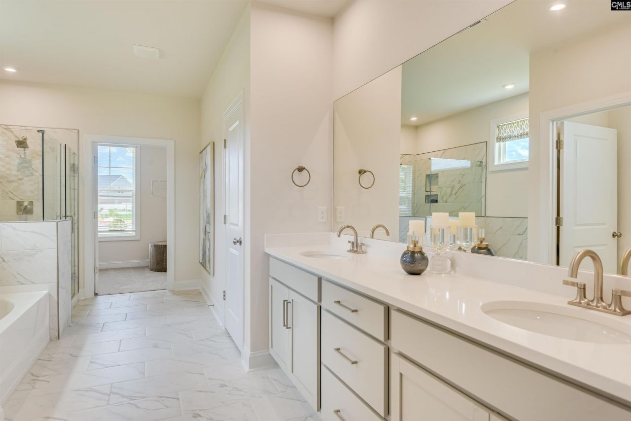 500 Hacienda Court  Photo 16