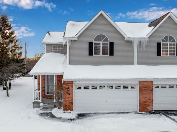 701 Forest Edge Drive, East Amherst, NY 14051