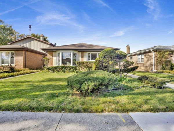 9410 Lawler Avenue, Skokie, IL 60077