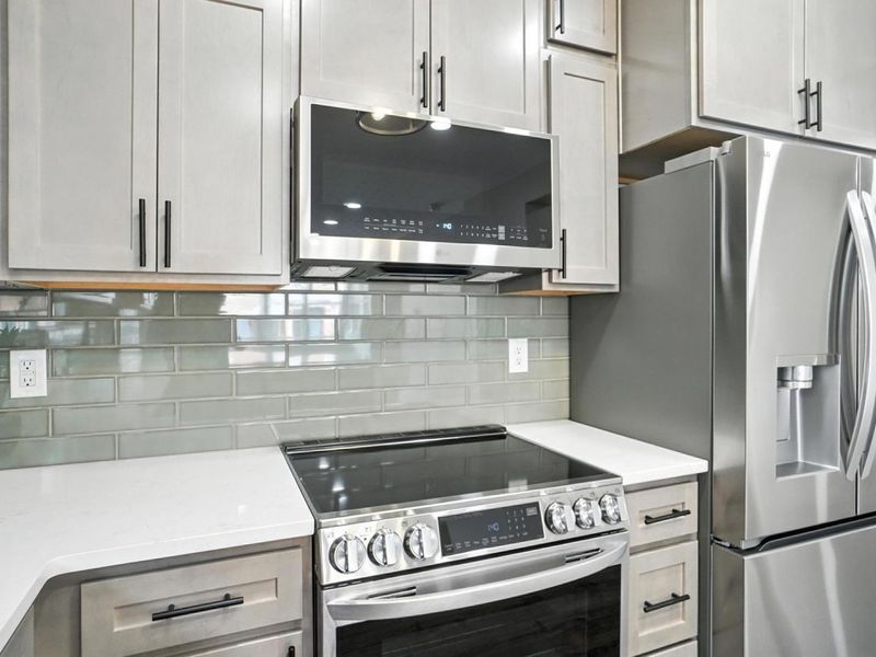 883 E Whittier Street, Columbus, OH 43206 Photo 21