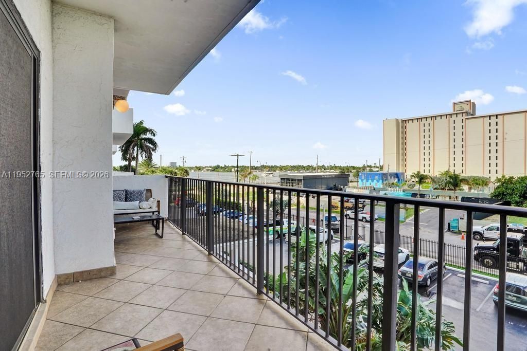 1201 S Ocean Dr , Unit 310N, Hollywood, FL 33019 Photo