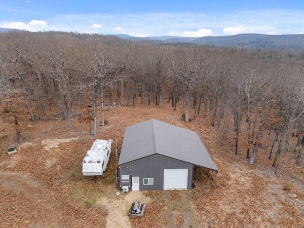 843 Hugh Lane, Oakland, AR 72661