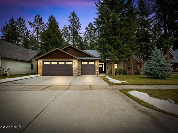 6966 N Glensford DR, Coeur d'Alene, ID 83815