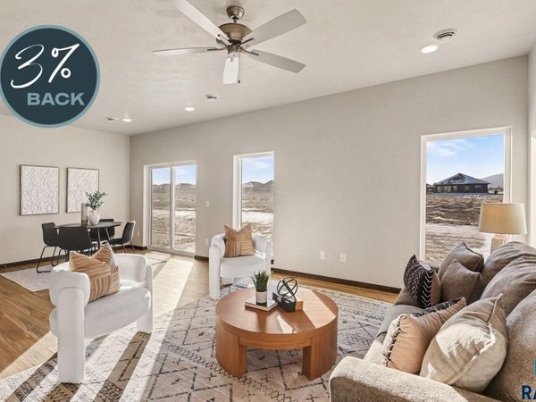 6203 S Ruby Jean Pl, Sioux Falls, SD 57108