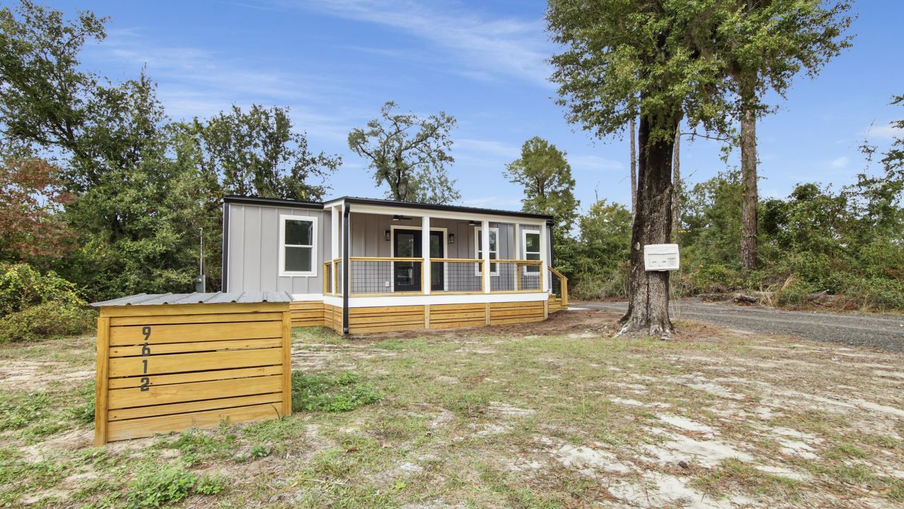 9612 Indian Bluff Resort Lane, Youngstown, FL 32466 Main Photo