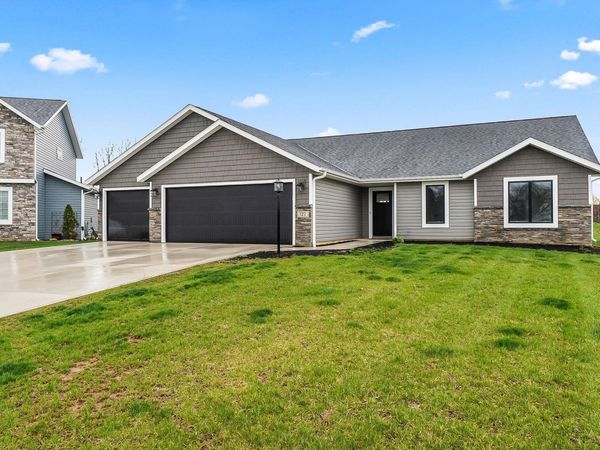 122 Sunset Drive, Avilla, IN 46710
