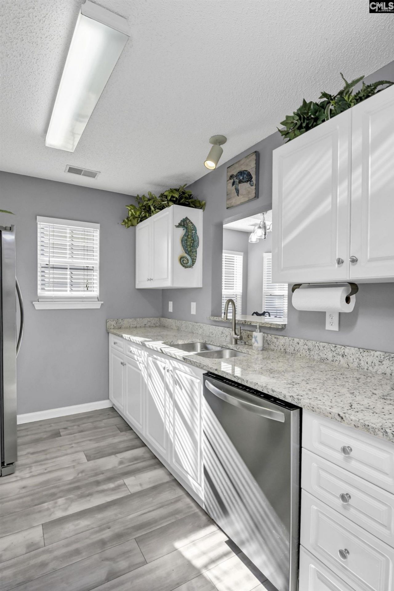 14 Woodhouse Photo 15