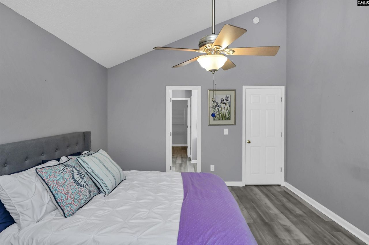 14 Woodhouse Photo 18