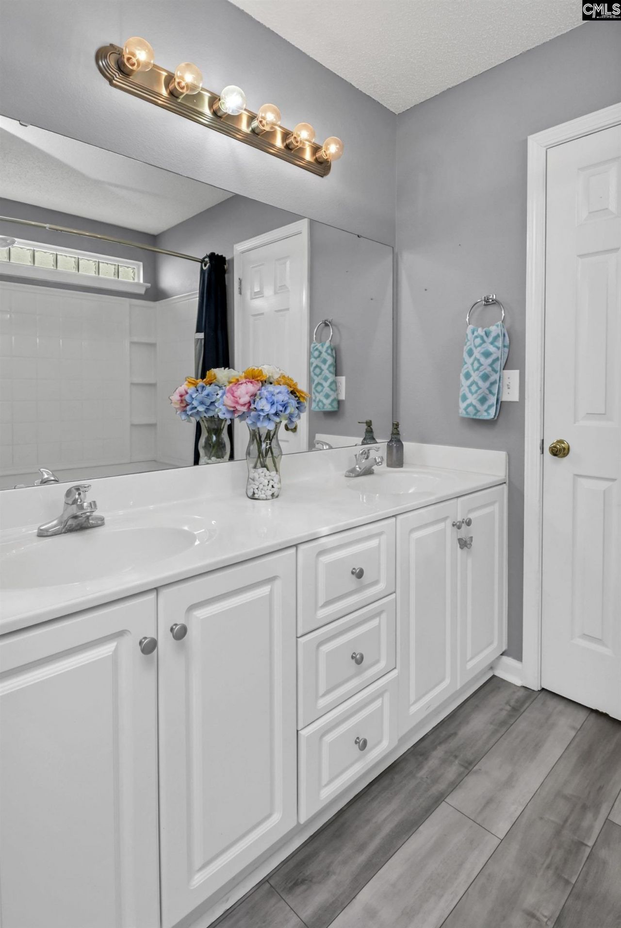 14 Woodhouse Photo 21