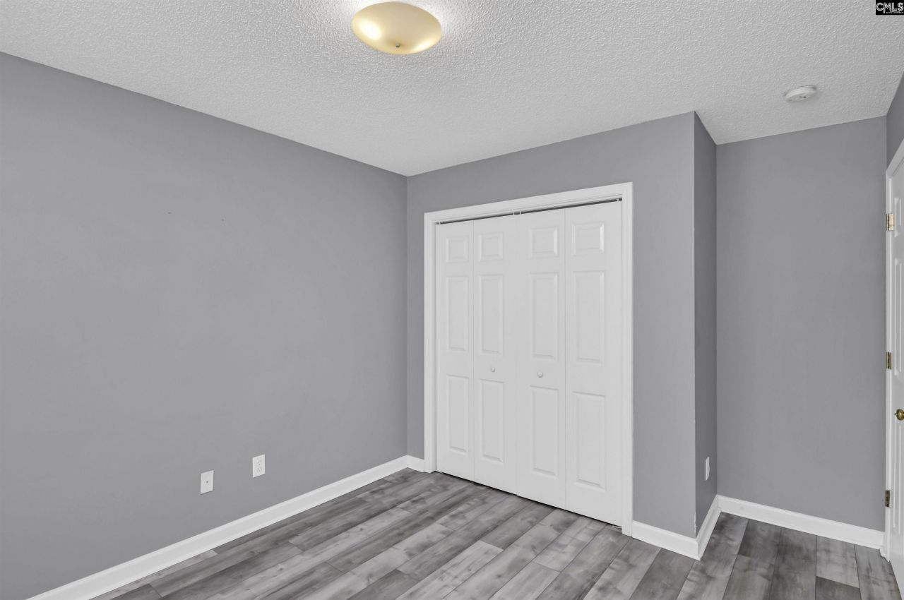 14 Woodhouse Photo 24