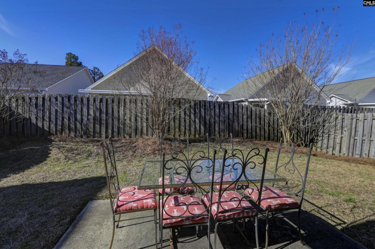 14 Woodhouse Photo 37