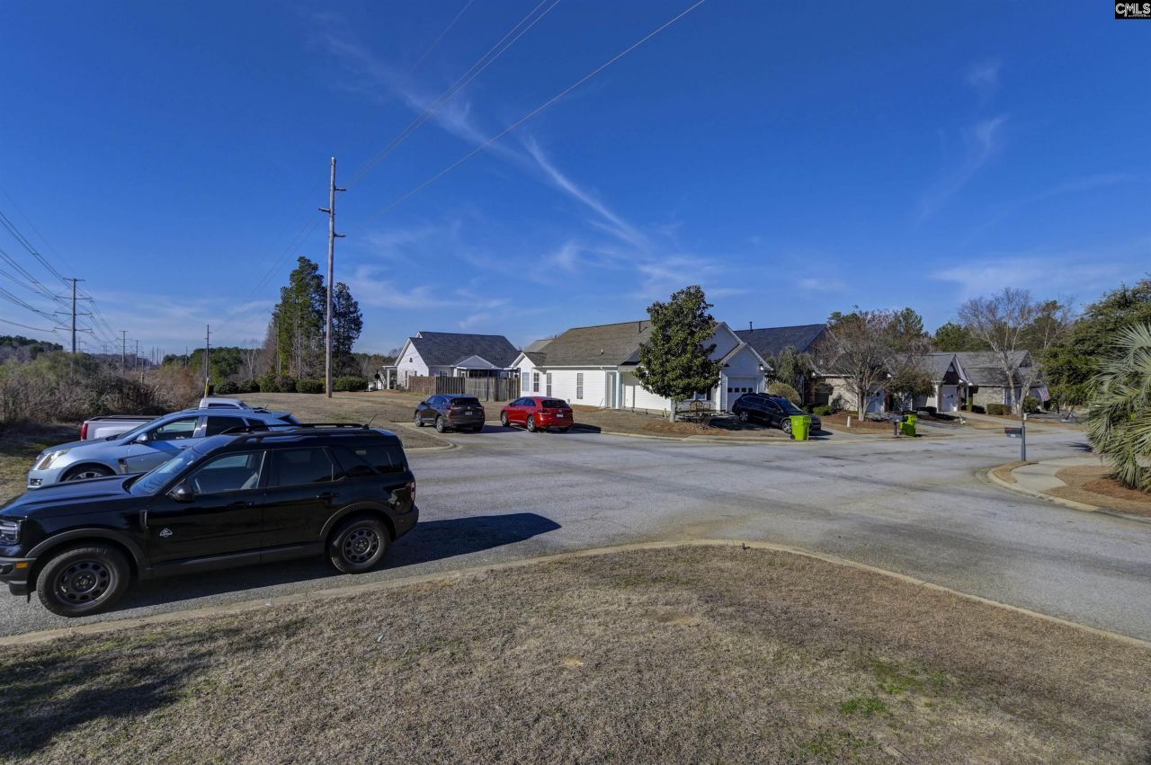 14 Woodhouse Photo 39