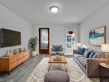 1619 1/2 1/2 1/2 CENTER, LEBANON, PA 17042