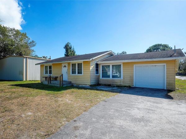 2118 53RD AVENUE W, BRADENTON, FL 34207