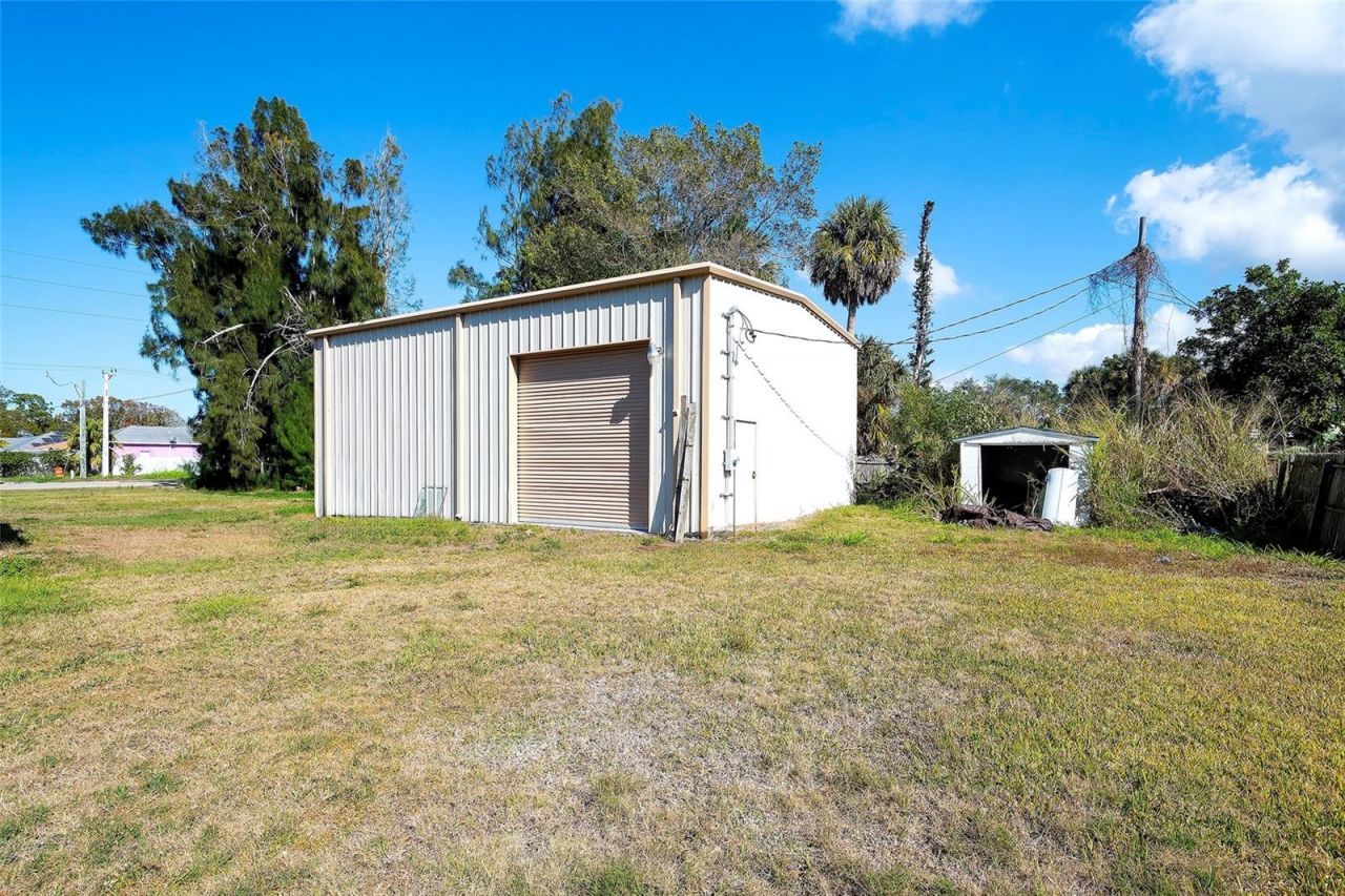 2118 53rd Avenue W, Bradenton, FL 34207 Photo