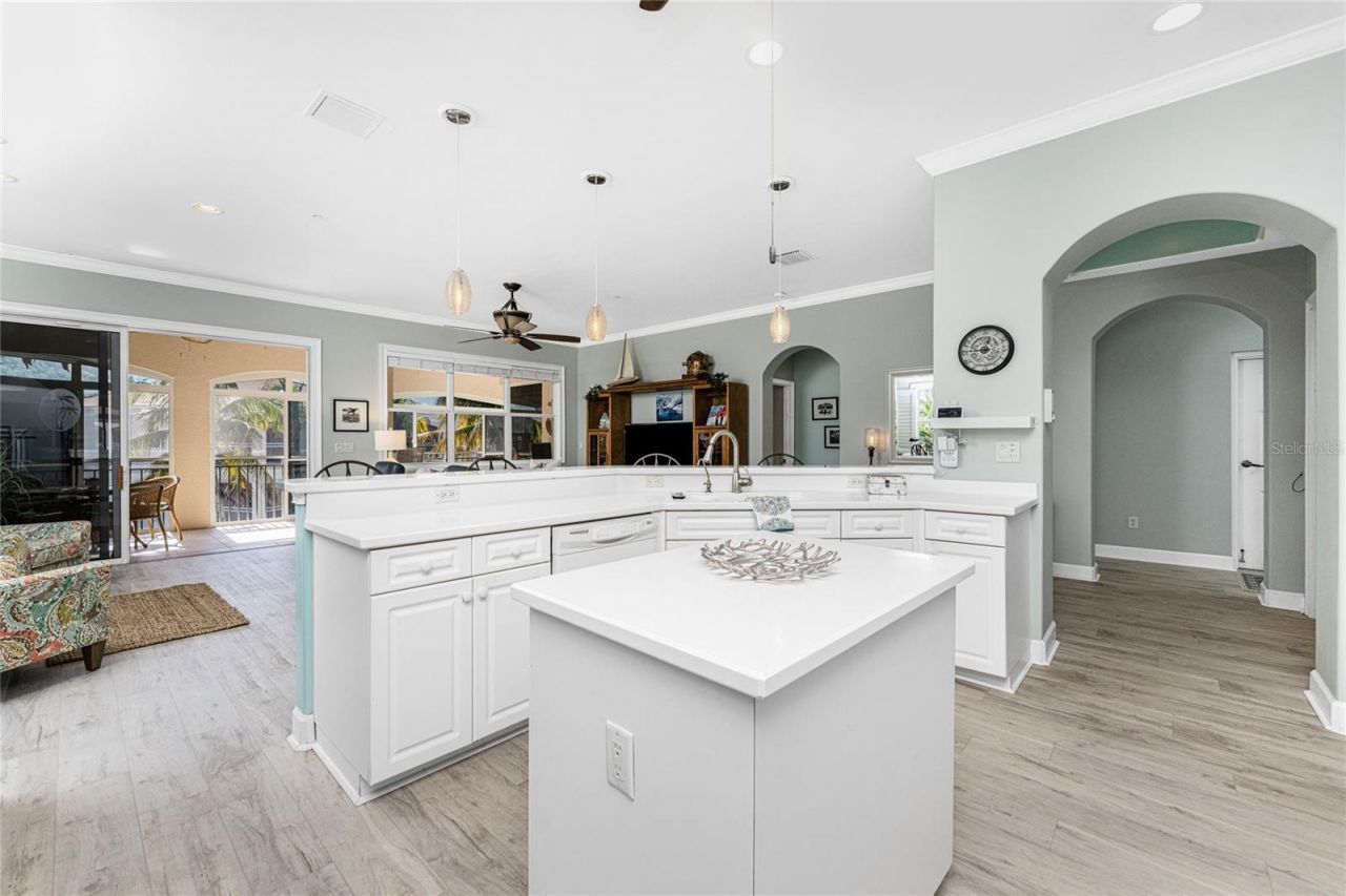 3464 Sunset Key Circle, Unit 103, Punta Gorda, FL 33955 Photo