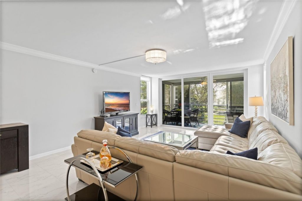 821 Cypress Boulevard, Unit 304, Pompano Beach, FL 33069 Photo